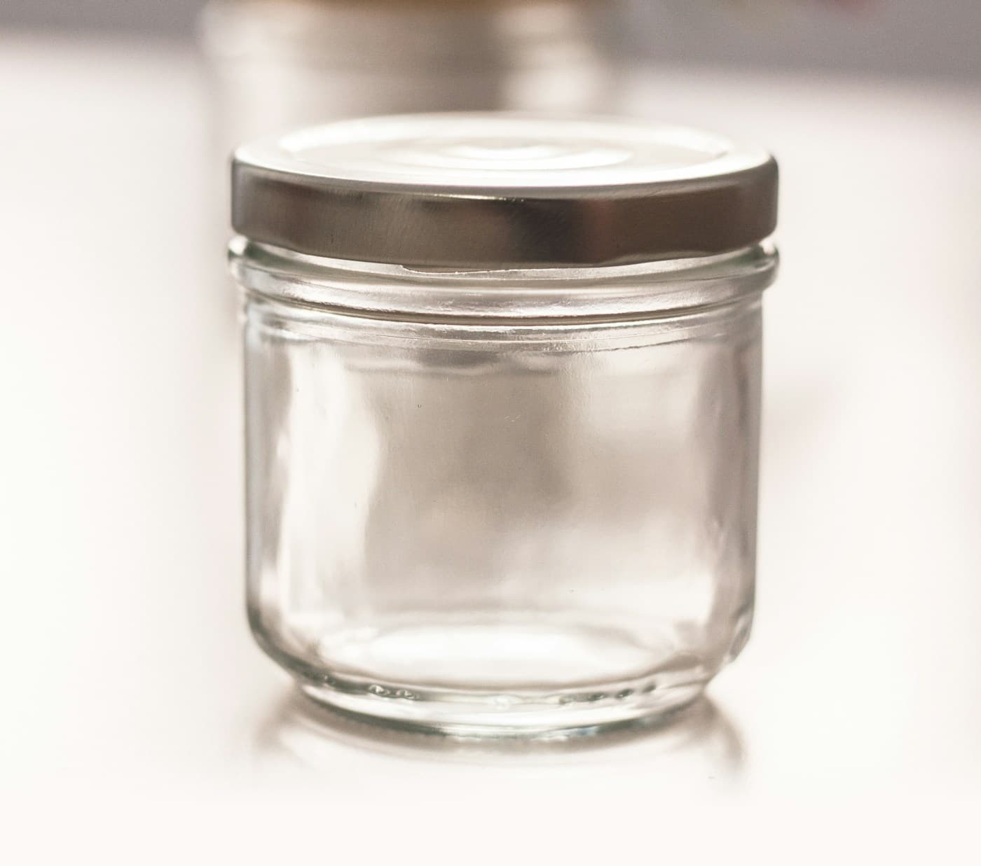 Clear Glass Jars with Screw Lids (6 pack)